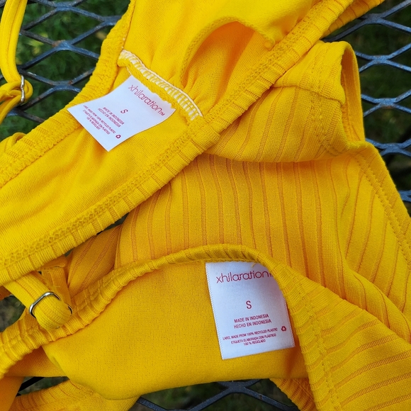 Xhilaration Yellow tie front ribbed swimsuit - Picture 7 of 8